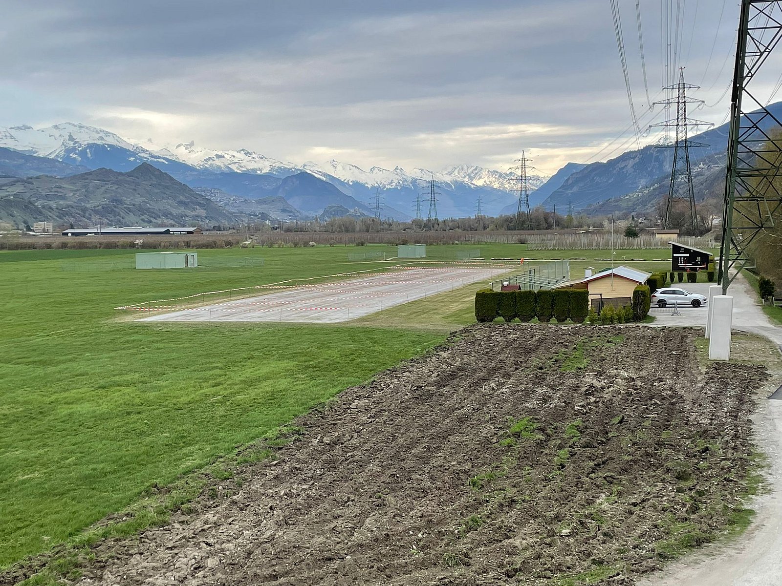 Travaux sur la piste
